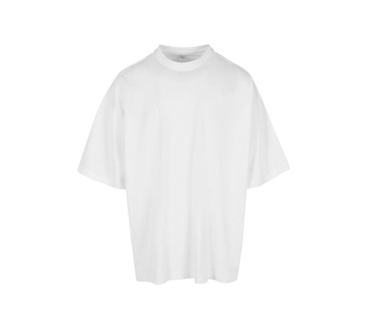 HUGE TEE